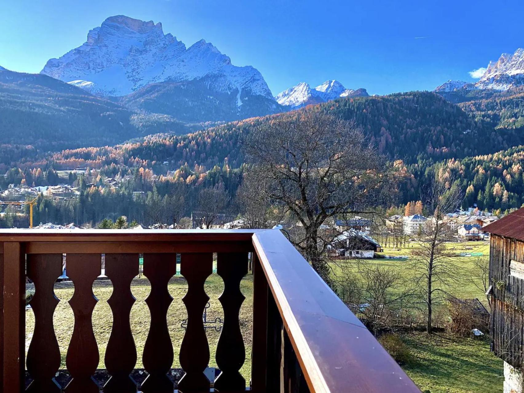 Appartamento Ampezzano Con Ampia Balconata San Vito di Cadore Εξωτερικό φωτογραφία